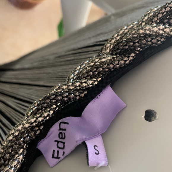 “Eden” dress with silver threads - Picture 9 of 9